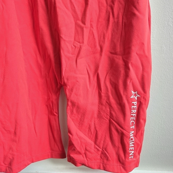 New Perfect Moment Seamless Stripe Red Fitness Suit NWT Medium - Picture 10 of 13